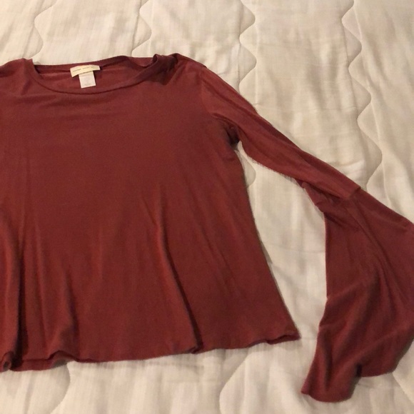 Long bell sleeved shirt - Picture 3 of 3